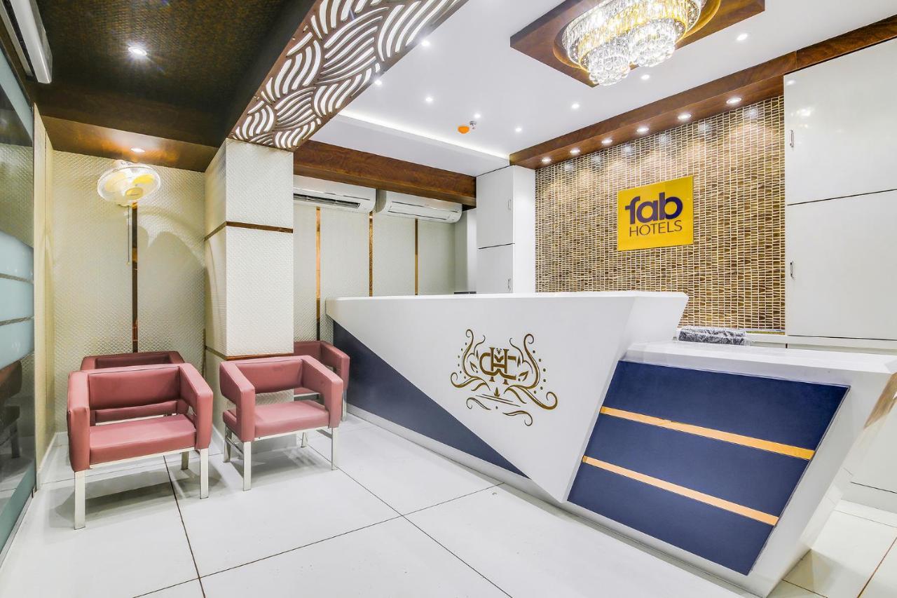 होटल Fabhotel Orion Crystal Park Circus 3*