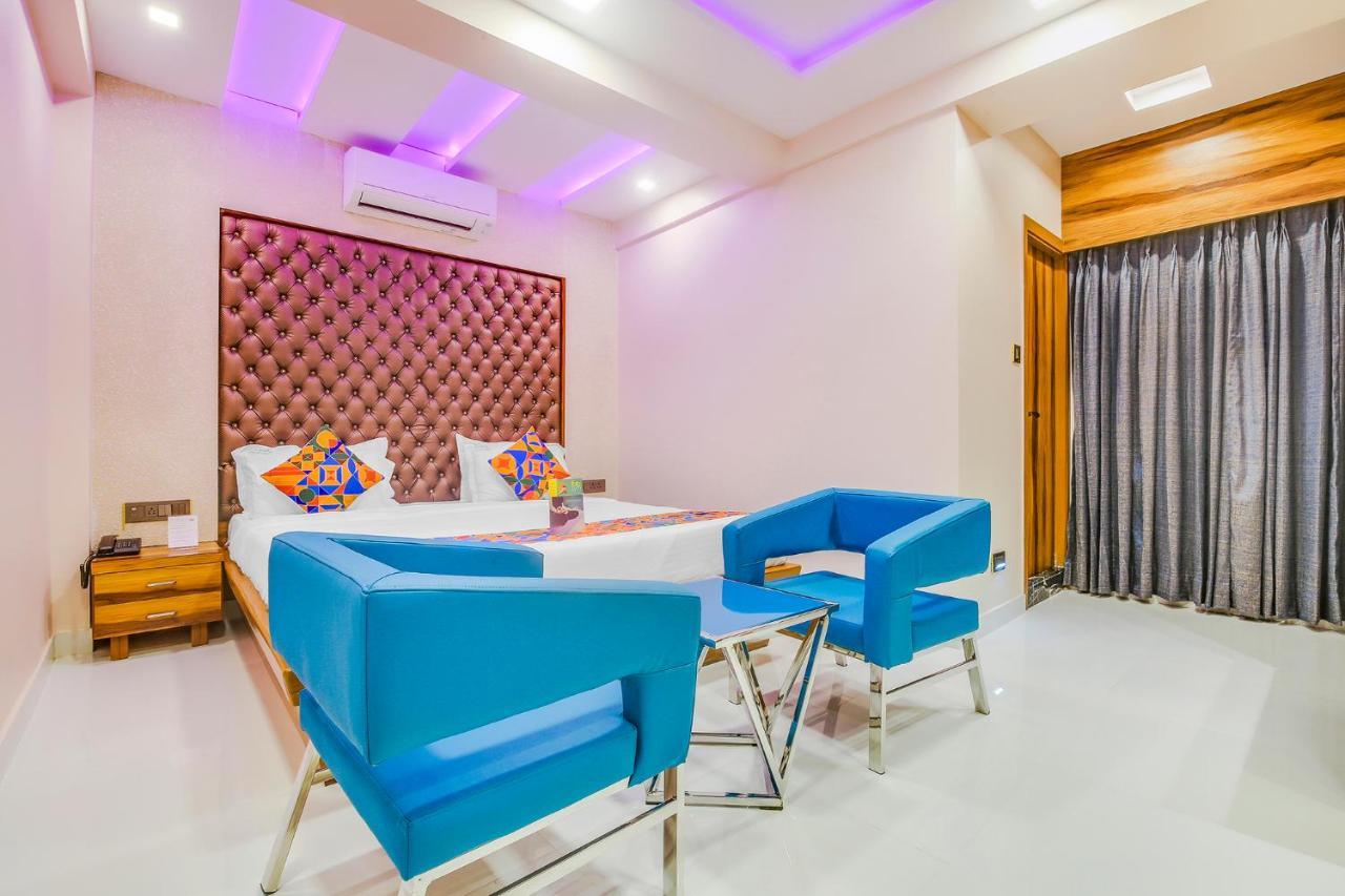 Fabhotel Orion Crystal Park Circus होटल