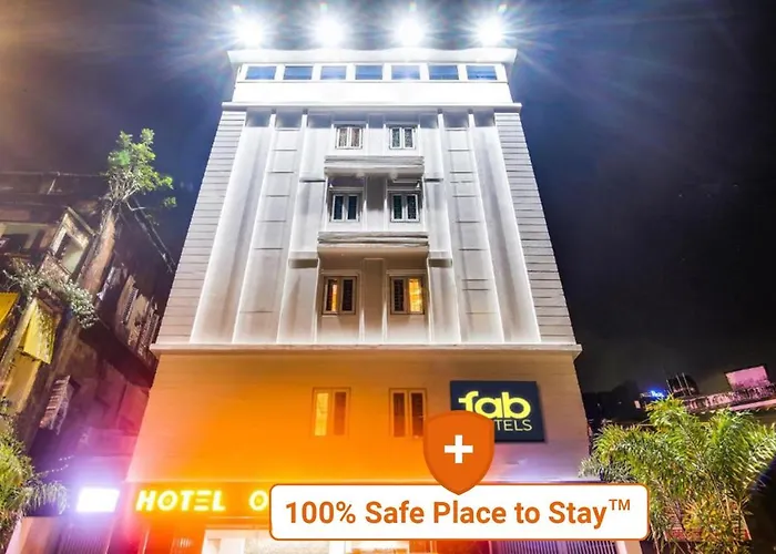 Fabhotel Orion Crystal Park Circus