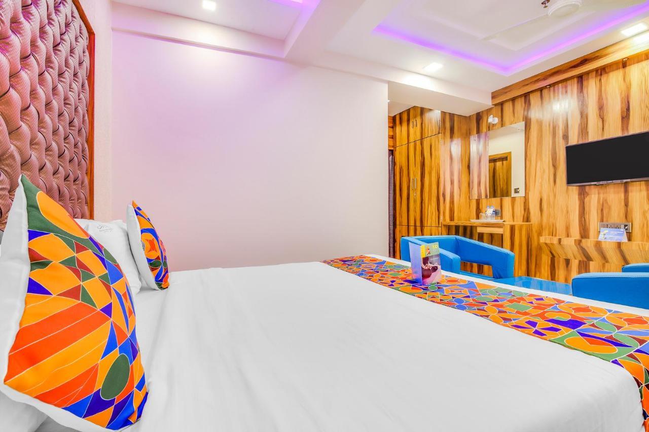 Hotel Fabhotel Orion Crystal Park Circus