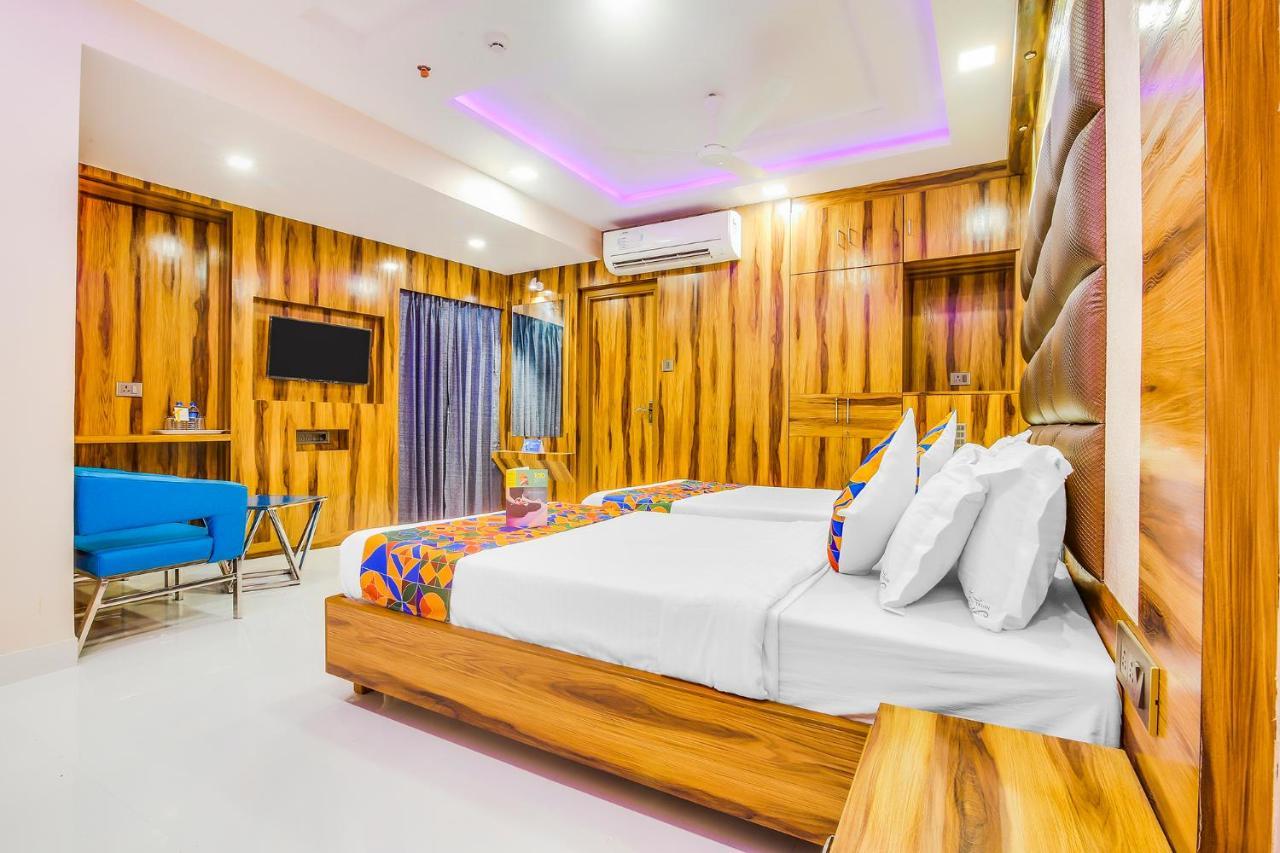 Fabhotel Orion Crystal Park Circus Kolkata